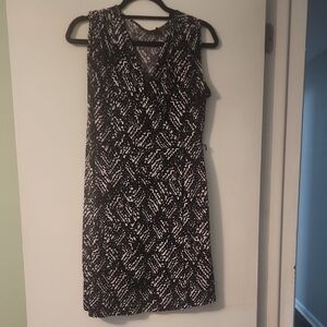 Apt. 9 Black and White Sleeveless V-Neck Sheath Dress